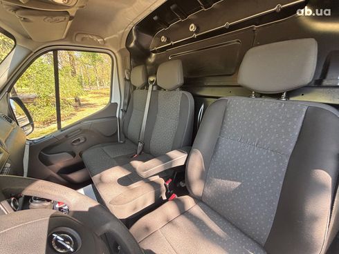 Opel Movano 2021 белый - фото 26