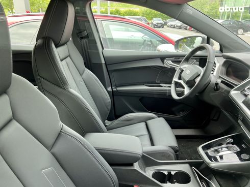 Audi Q4 Sportback e-tron 2022 - фото 6