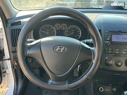 Hyundai i30 2011 - фото 16