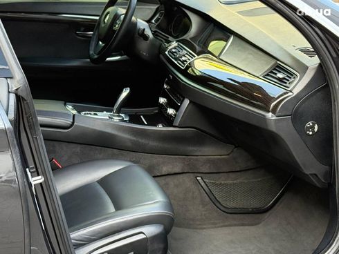 BMW 5 серия 2015 серый - фото 31