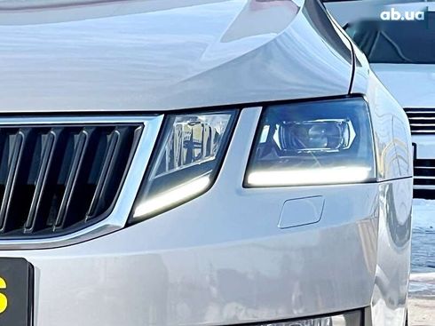 Skoda Octavia 2019 - фото 8