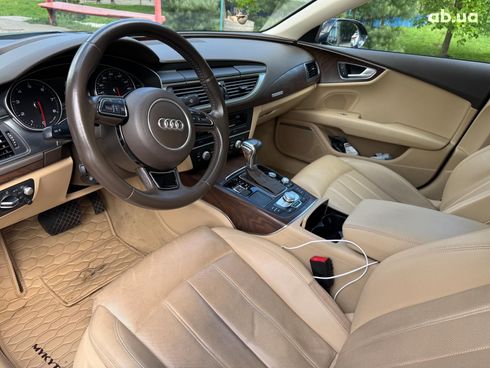 Audi A7 2014 синий - фото 14
