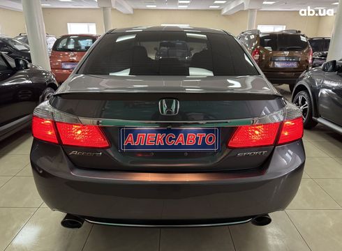 Honda Accord 2015 серый - фото 13