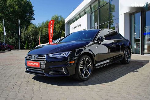 Audi A4 2016 - фото 9