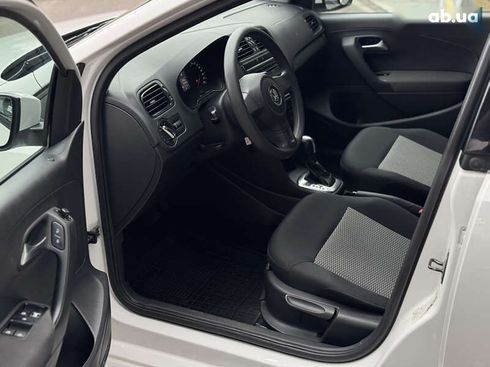 Volkswagen Polo 2012 - фото 30
