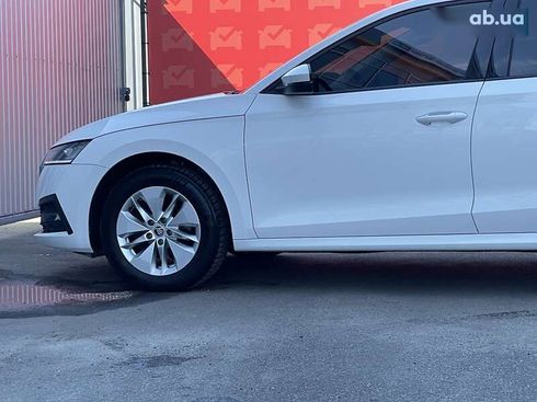 Skoda Octavia 2020 - фото 17