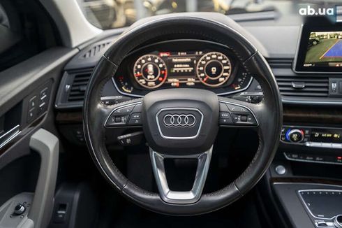 Audi Q5 2017 - фото 30