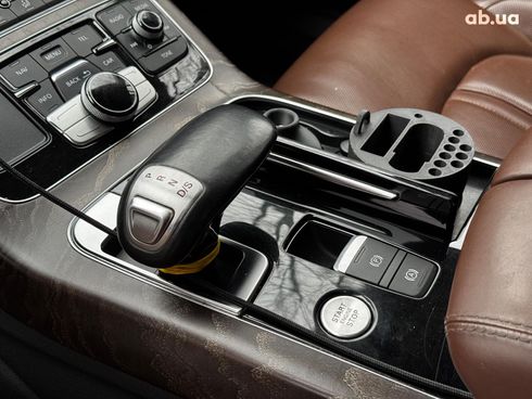 Audi A8 2016 серый - фото 45
