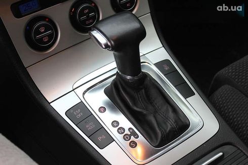 Volkswagen Passat 2009 - фото 27