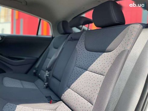 Hyundai Ioniq 2018 - фото 13