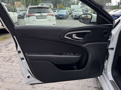 Chrysler 200 2016 - фото 19
