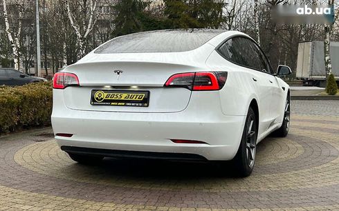 Tesla Model 3 2022 - фото 7