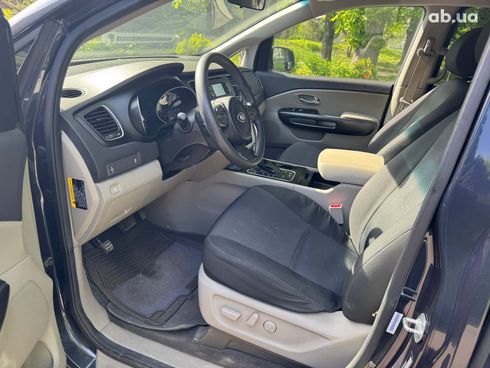 Kia Sedona 2014 синий - фото 17
