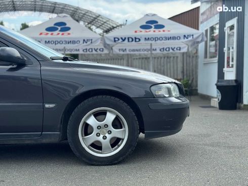 Volvo V70 2002 серый - фото 13