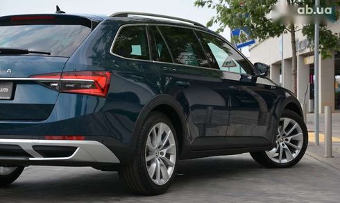 Skoda Superb 2022 - фото 11