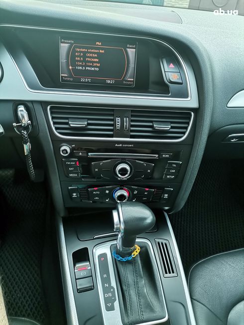 Audi A4 2012 серый - фото 8