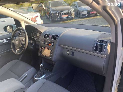 Volkswagen Touran 2015 - фото 7