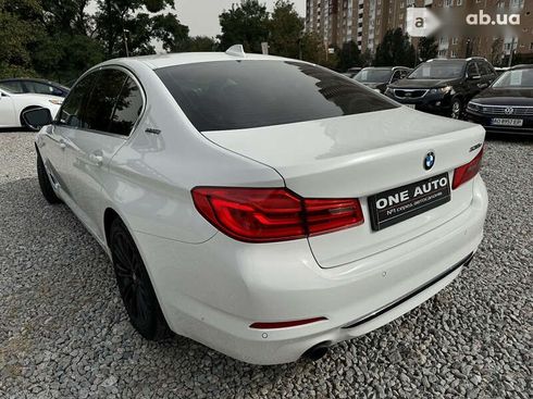 BMW 5 серия 2018 - фото 11