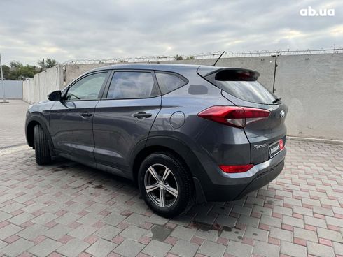 Hyundai Tucson 2016 серый - фото 3