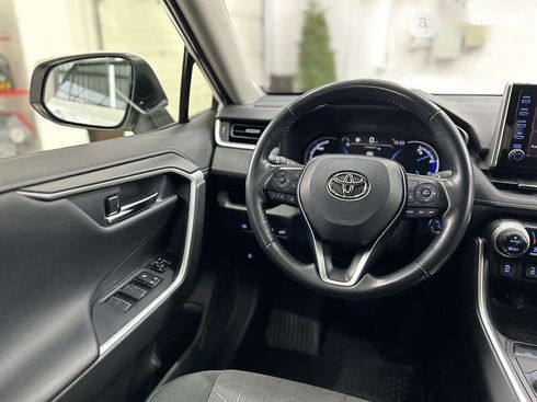 Toyota RAV4 2019 - фото 28