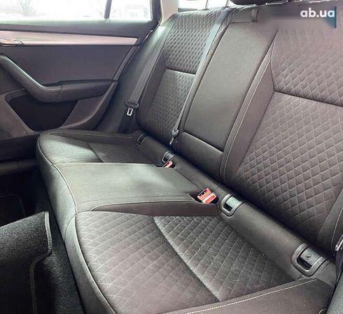 Skoda Octavia 2015 - фото 24