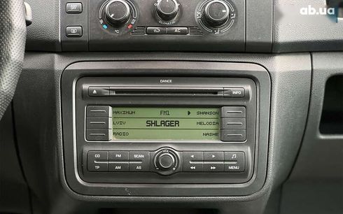 Skoda Fabia 2010 - фото 14