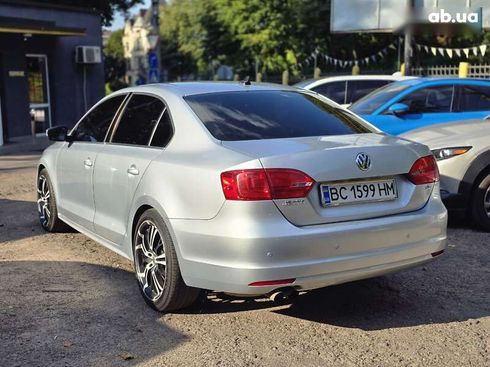 Volkswagen Jetta 2014 - фото 4