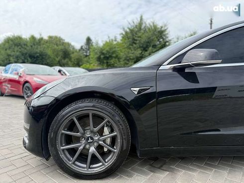 Tesla Model 3 2019 - фото 14