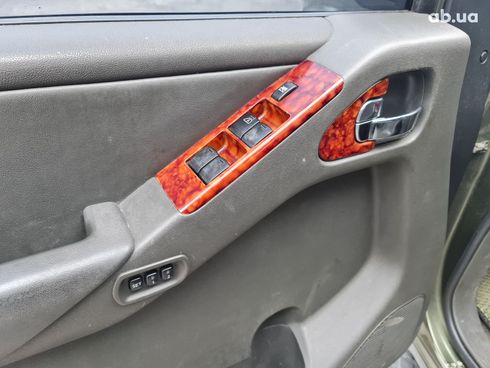 Nissan Pathfinder 2005 зеленый - фото 20