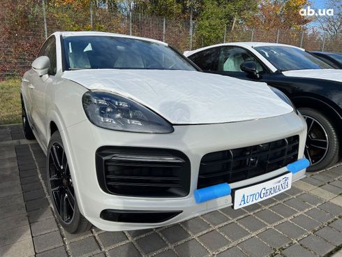 Porsche Cayenne Coupe 2022 - фото 20