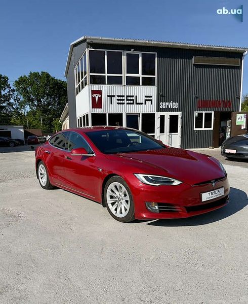Tesla Model S 2017 - фото 8
