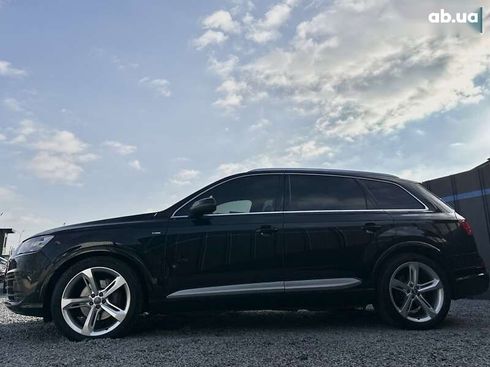 Audi Q7 2017 - фото 12