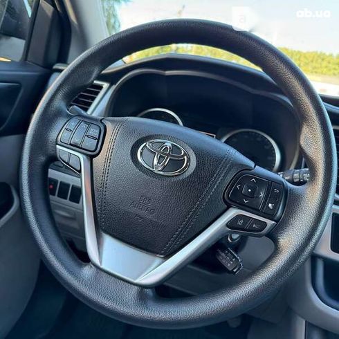 Toyota Highlander 2017 - фото 13