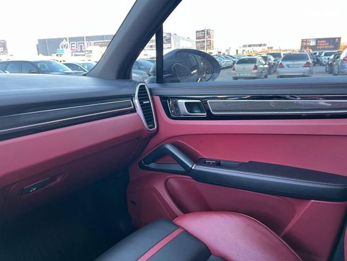 Porsche Cayenne 2019 серый - фото 36