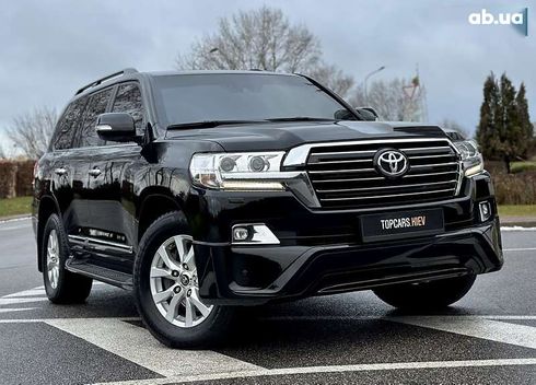 Toyota Land Cruiser 2017 - фото 21