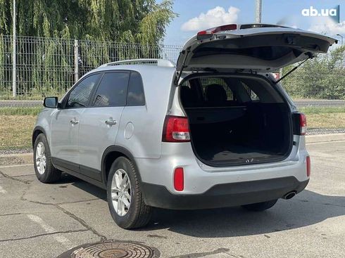 Kia Sorento 2013 - фото 12