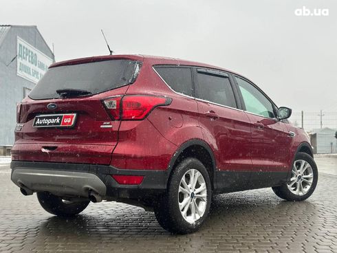 Ford Escape 2019 красный - фото 11