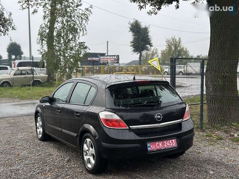 Opel Astra 2004 - фото 21