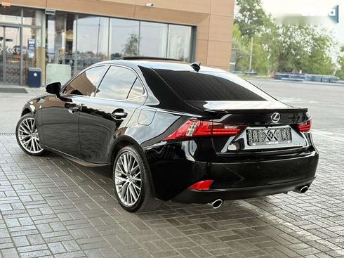 Lexus IS 2015 - фото 11