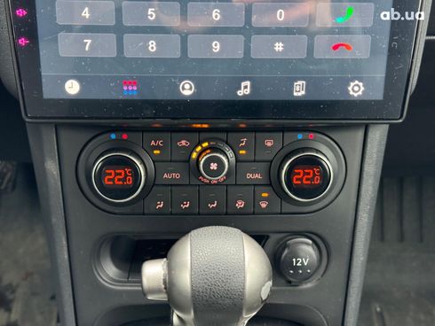 Nissan Qashqai 2012 серый - фото 28