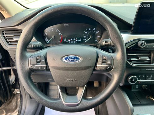 Ford Escape 2020 черный - фото 16