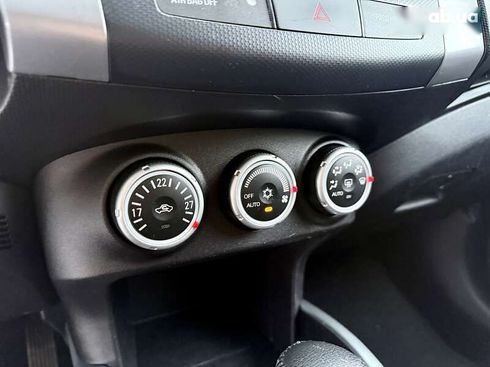 Mitsubishi Outlander XL 2007 - фото 28