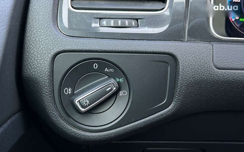 Volkswagen e-Golf 2017 - фото 16