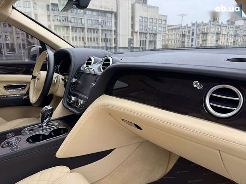 Bentley Bentayga 2018 - фото 28