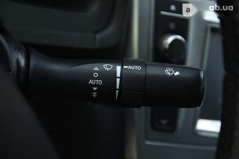 Toyota Avensis 2012 - фото 18