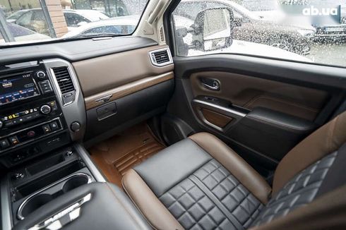 Nissan Titan 2019 - фото 30