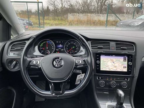Volkswagen e-Golf 2020 - фото 28