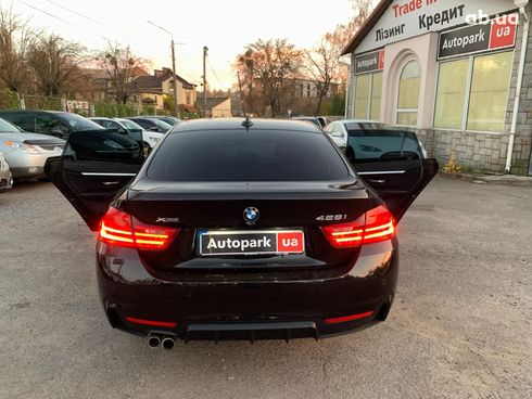 BMW 4 серия 2015 черный - фото 16