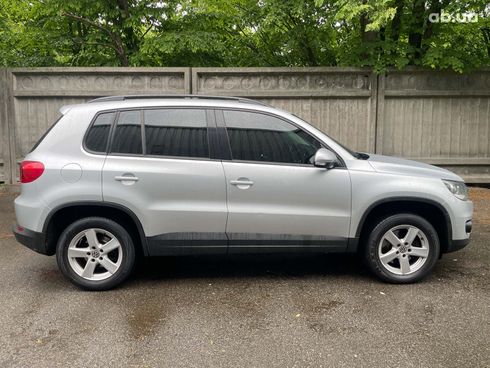 Volkswagen Tiguan 2011 серый - фото 6
