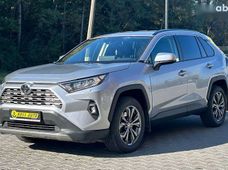 Продаж вживаних Toyota RAV4 2023 року - купити на Автобазарі